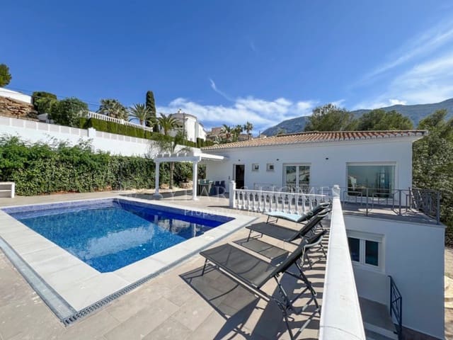 5 slaapkamer Villa te koop in El Montgó, Dénia met zwembad garage - € 589.000 (Ref: 8557272)