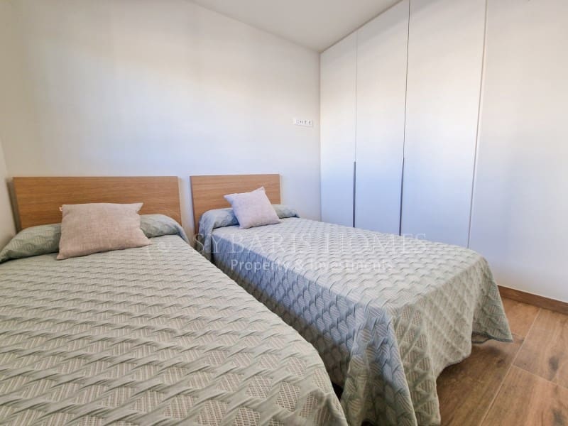 3 soveværelse Lejlighed til salg i Oliva med garage - € 286.000 (Ref: 8577669)