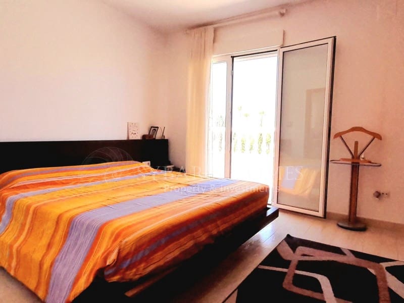 4 chambre Villa/Maison à vendre à Denia avec piscine garage - 650 000 € (Ref: 8580011)