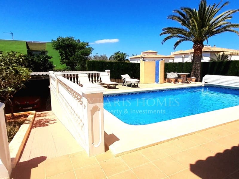 4 chambre Villa/Maison à vendre à Denia avec piscine garage - 650 000 € (Ref: 8580011)