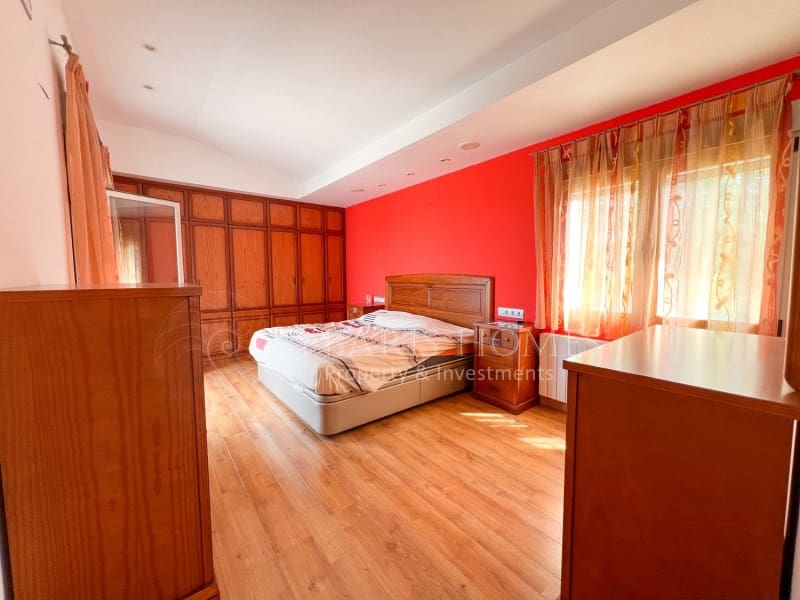 4 slaapkamer Villa te koop in Denia met zwembad garage - € 645.000 (Ref: 8580014)