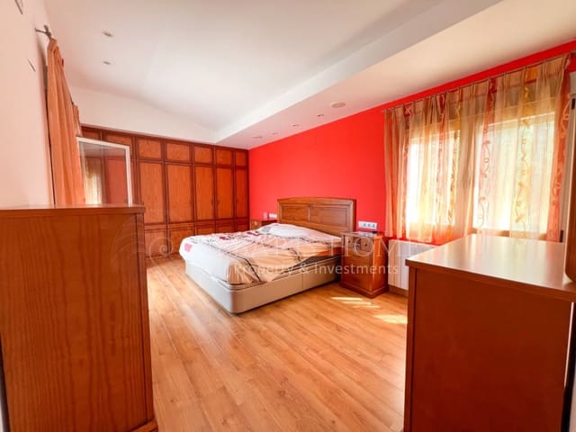 4 sypialnia Willa na sprzedaż w La Pedrera - Vessanes, Dénia z basenem garażem - 645 000 € (Ref: 8580014)