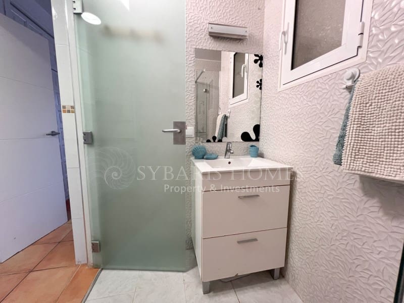 1 sovrum Lägenhet till salu i Denia - 178 500 € (Ref: 8609350)