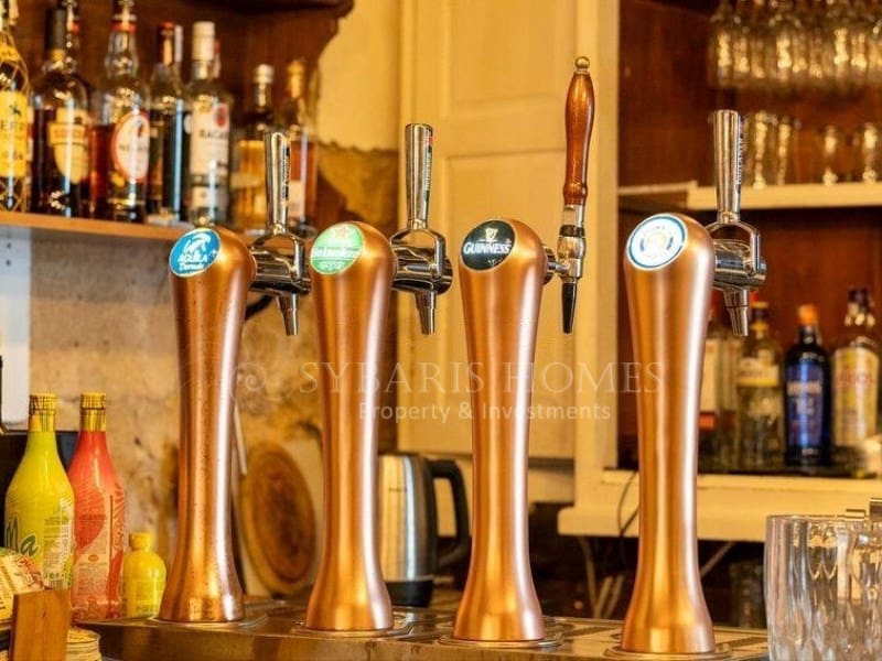 8 soveværelse Restaurant/Bar til salg i Javea / Xabia - € 1.450.000 (Ref: 8676125)