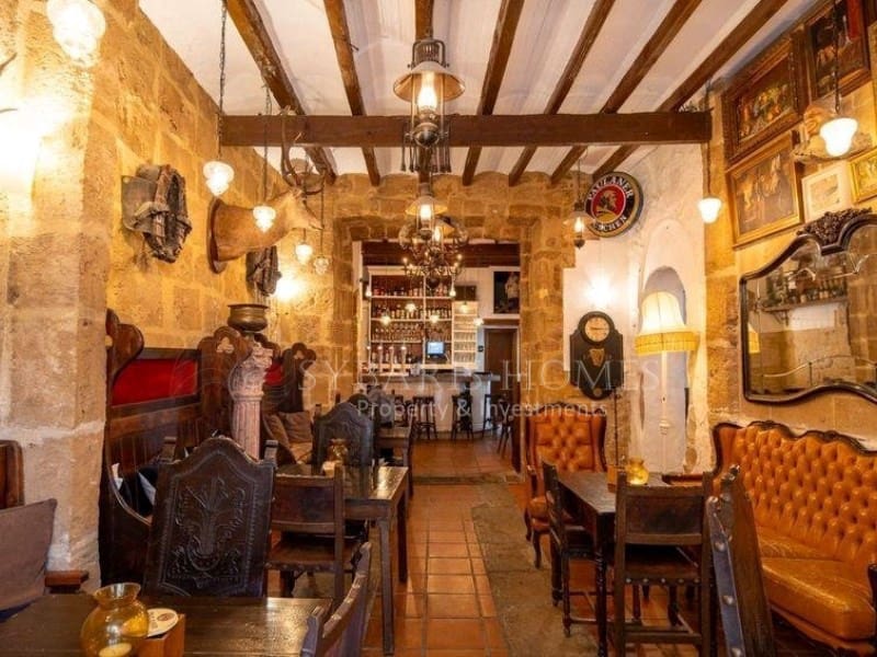 8 soveværelse Restaurant/Bar til salg i Javea / Xabia - € 1.450.000 (Ref: 8676125)