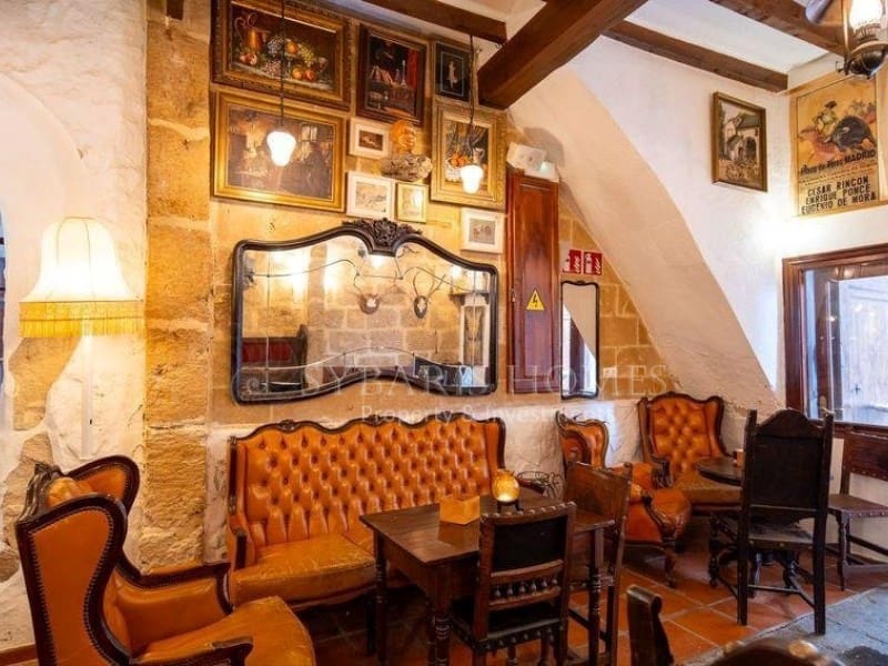 8 soveværelse Restaurant/Bar til salg i Javea / Xabia - € 1.450.000 (Ref: 8676125)