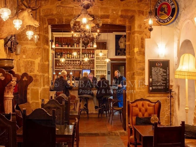 8 soveværelse Restaurant/Bar til salg i Javea / Xabia - € 1.450.000 (Ref: 8676125)