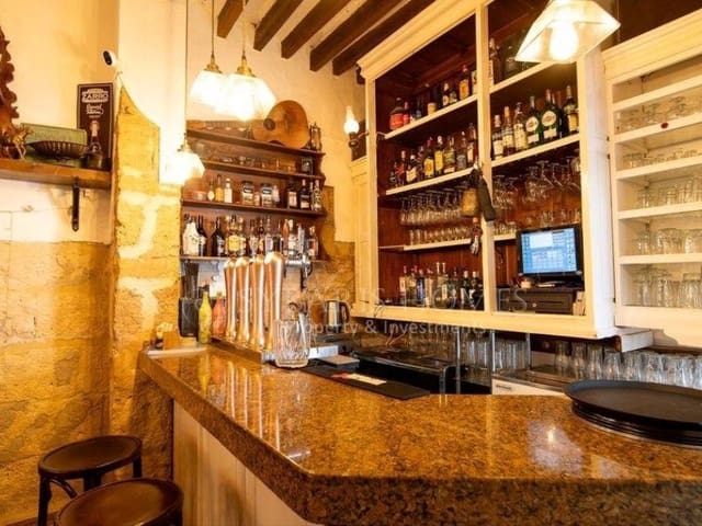 8 makuuhuone Ravintola/baari myytävänä paikassa Centro ciudad, Javea / Xàbia - 1 450 000 € (Ref: 8676125)