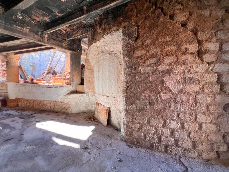 Area Edificabile in vendita in Orba - 999.000 € (Rif: 8690104)