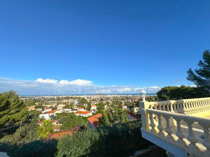 4 soverom Villa til salgs i Denia med svømmebasseng garasje - € 890 000 (Ref: 8694821)