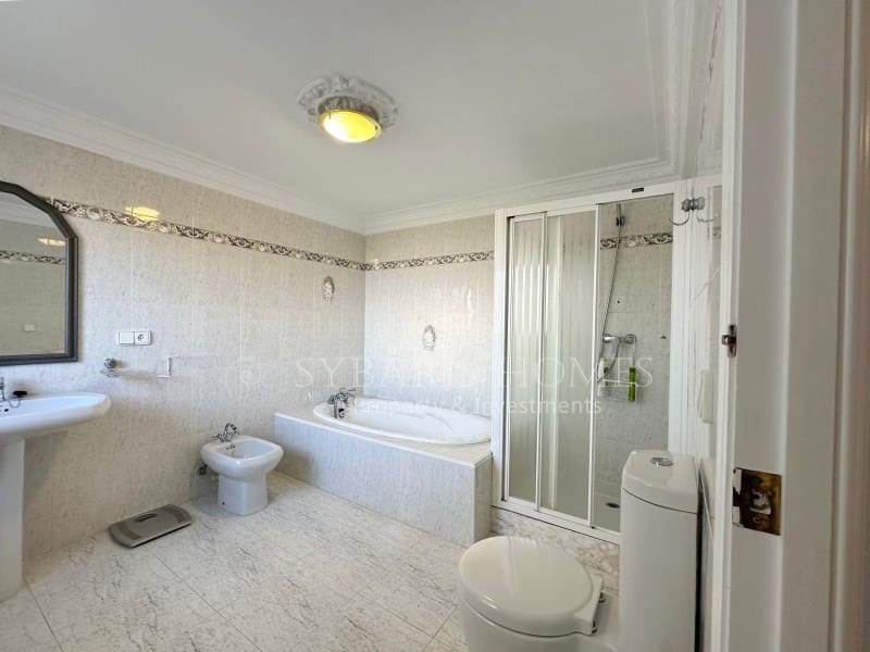 4 soverom Villa til salgs i Denia med svømmebasseng garasje - € 890 000 (Ref: 8694821)