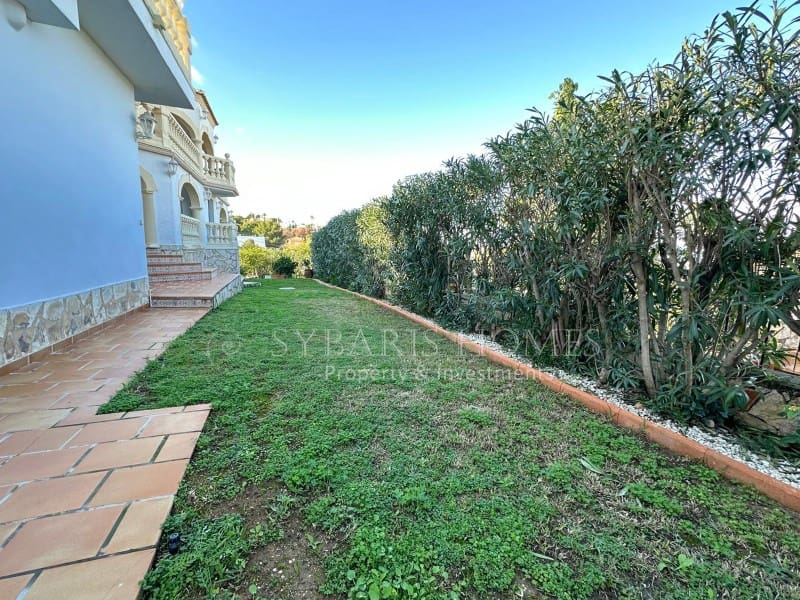 4 soverom Villa til salgs i Denia med svømmebasseng garasje - € 890 000 (Ref: 8694821)