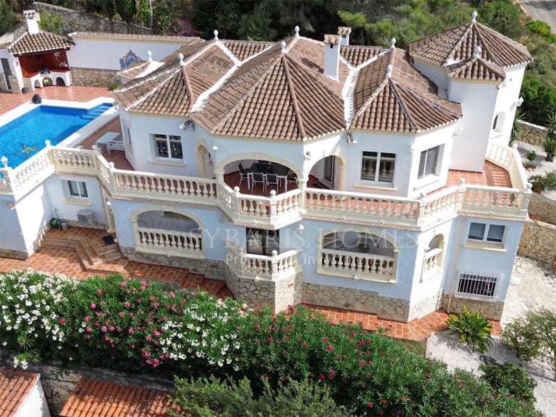 4 soverom Villa til salgs i Denia med svømmebasseng garasje - € 890 000 (Ref: 8694821)