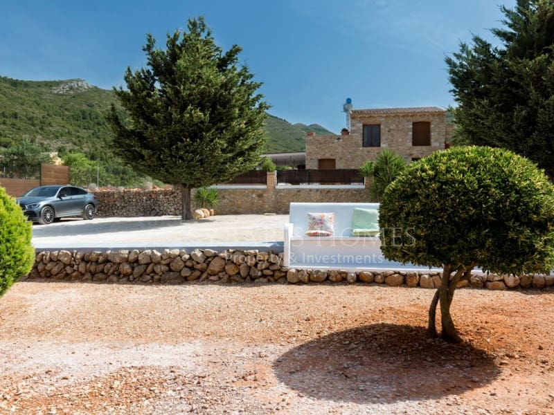 12 soveværelse Hotel til salg i Lliber med swimmingpool garage - € 1.550.000 (Ref: 8730313)