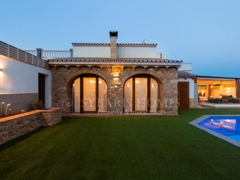 12 soveværelse Hotel til salg i Lliber med swimmingpool garage - € 1.550.000 (Ref: 8730313)