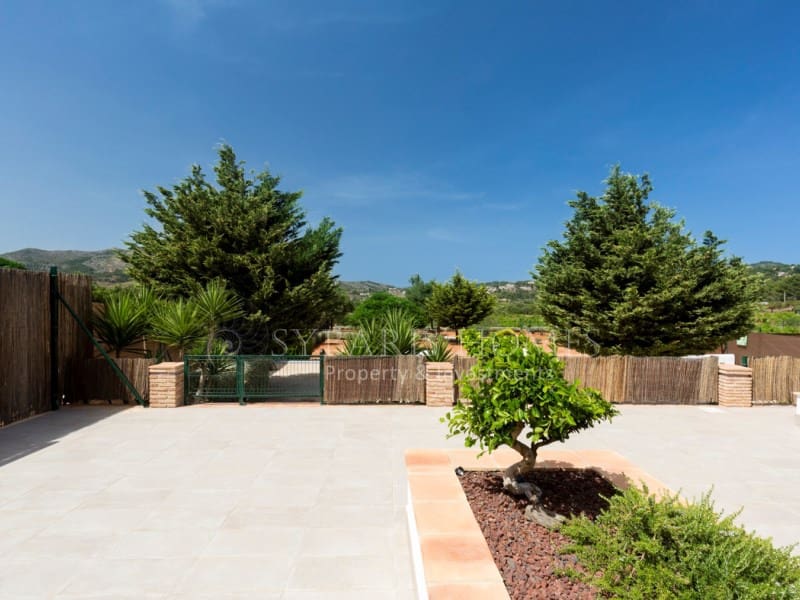 12 soveværelse Hotel til salg i Lliber med swimmingpool garage - € 1.550.000 (Ref: 8730313)