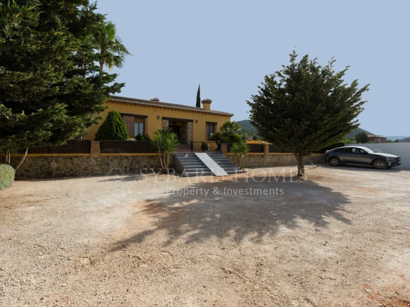 12 soveværelse Hotel til salg i Lliber med swimmingpool garage - € 1.550.000 (Ref: 8730313)