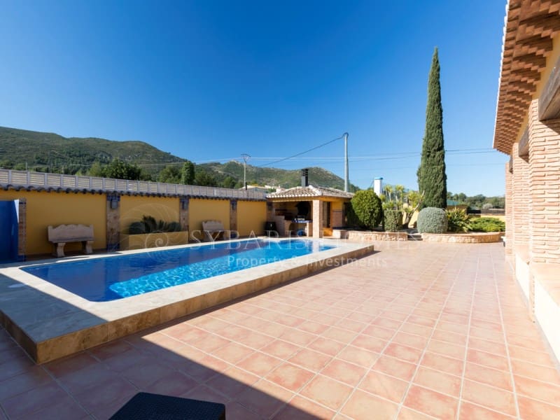 12 soveværelse Hotel til salg i Lliber med swimmingpool garage - € 1.550.000 (Ref: 8730313)