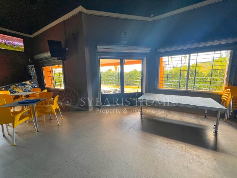 Komercyjne na sprzedaż w Orba z garażem - 299 000 € (Ref: 8735759)