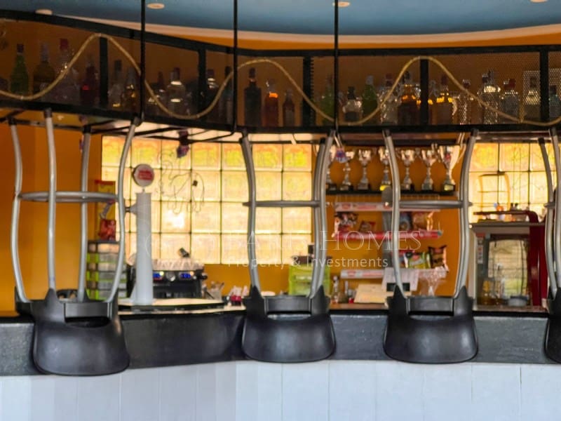 Komercyjne na sprzedaż w Orba z garażem - 299 000 € (Ref: 8735759)