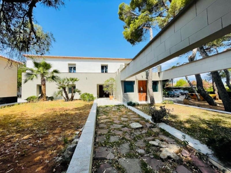 6 sovrum Villa till salu i Denia med pool garage - 1 850 000 € (Ref: 8793716)