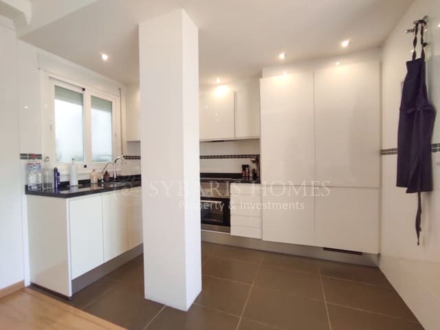 2 soveværelse Lejlighed til salg i Beniarbeig med garage - € 169.900 (Ref: 8814666)