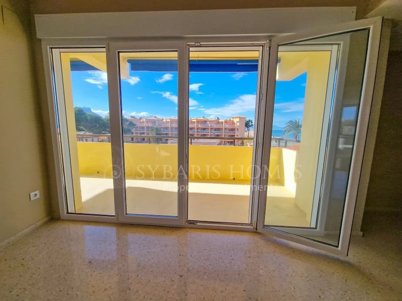 2 soverom Leilighet til salgs i Denia med garasje - € 285 000 (Ref: 8822992)