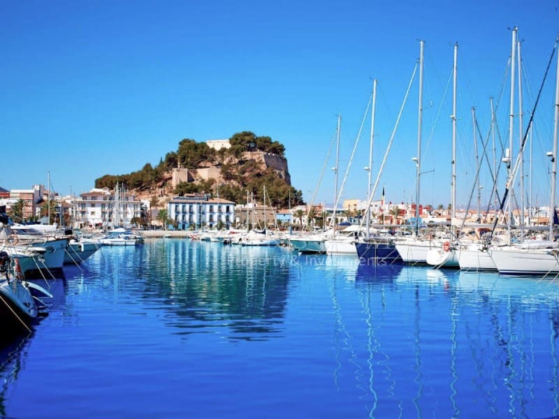 2 bedroom Townhouse for sale in Denia - € 189,000 (Ref: 8867307)