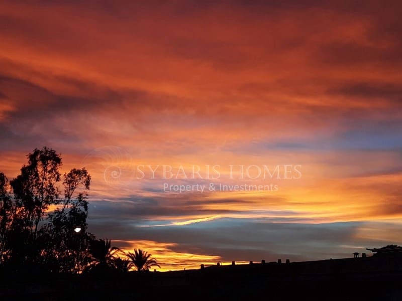 2 bedroom Townhouse for sale in Denia - € 189,000 (Ref: 8867307)