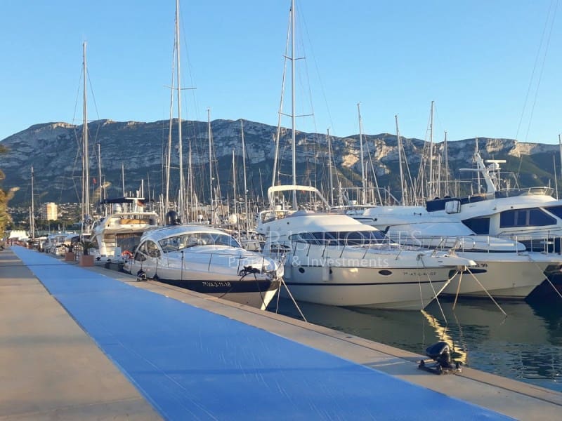 2 bedroom Townhouse for sale in Denia - € 189,000 (Ref: 8867307)