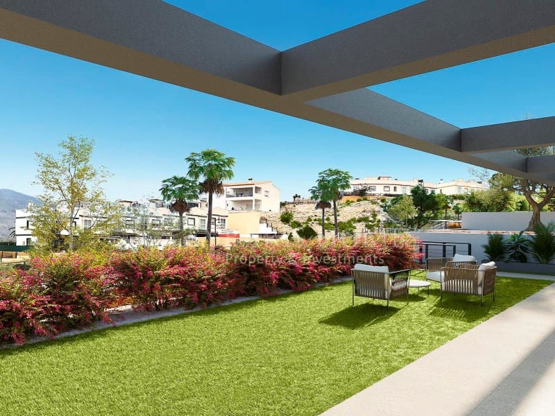 4 soveværelse Villa til salg i Benidorm med swimmingpool garage - € 560.000 (Ref: 8874760)