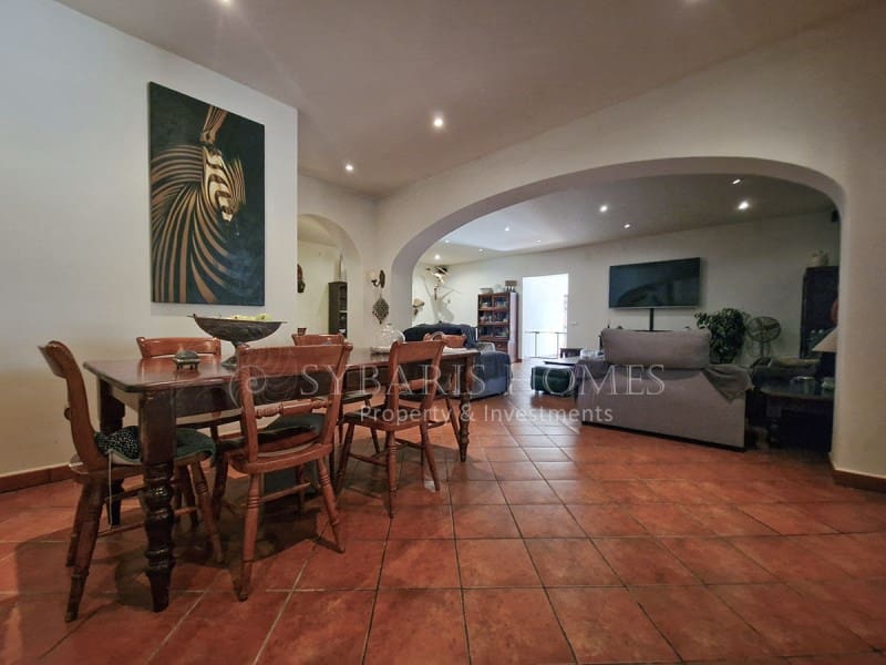 5 soveværelse Villa til salg i Ondara med swimmingpool garage - € 1.490.000 (Ref: 8905749)