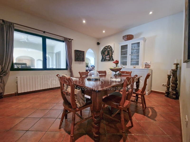 5 soveværelse Villa til salg i Ondara med swimmingpool garage - € 1.490.000 (Ref: 8905749)