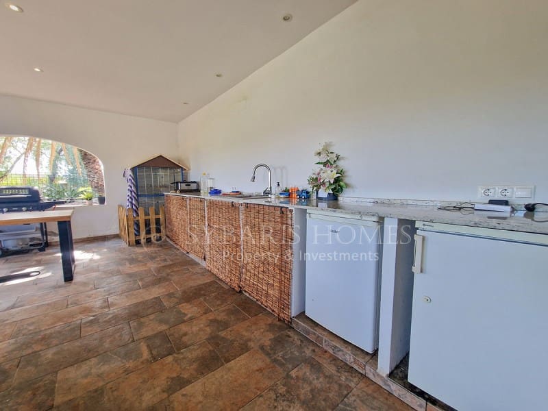 5 soveværelse Villa til salg i Ondara med swimmingpool garage - € 1.490.000 (Ref: 8905749)