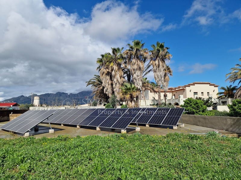 5 soveværelse Villa til salg i Ondara med swimmingpool garage - € 1.490.000 (Ref: 8905749)