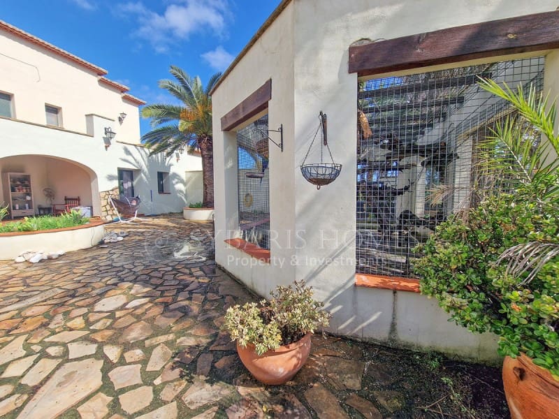 5 soveværelse Villa til salg i Ondara med swimmingpool garage - € 1.490.000 (Ref: 8905749)