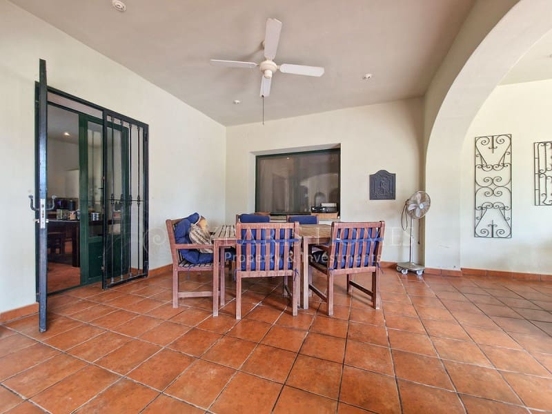 5 soveværelse Villa til salg i Ondara med swimmingpool garage - € 1.490.000 (Ref: 8905749)