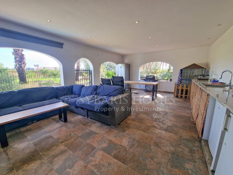 5 soveværelse Villa til salg i Ondara med swimmingpool garage - € 1.490.000 (Ref: 8905749)