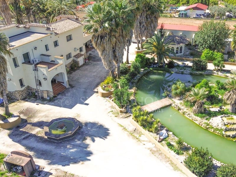 5 soveværelse Villa til salg i Ondara med swimmingpool garage - € 1.490.000 (Ref: 8905749)