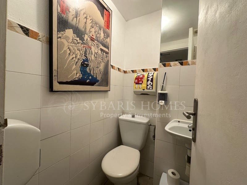 Kommersiell till salu i Denia - 120 000 € (Ref: 8940109)