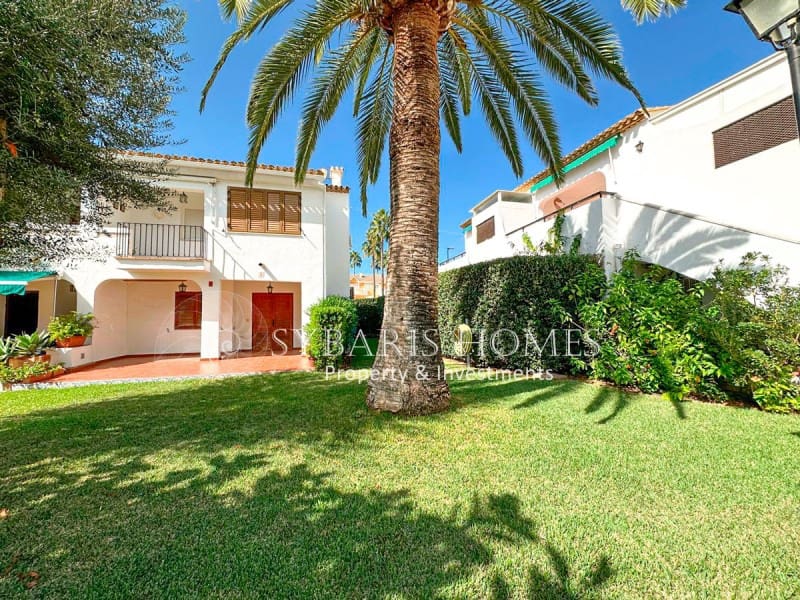 Kommersiell till salu i Denia - 120 000 € (Ref: 8940109)