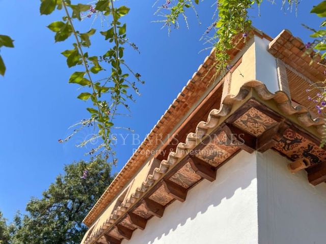 6 quarto Moradia para venda em Orba com piscina garagem - 690 000 € (Ref: 8976412)