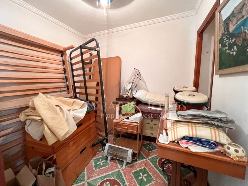 7 soveværelse Byhus til salg i Pedreguer med garage - € 212.000 (Ref: 8982633)