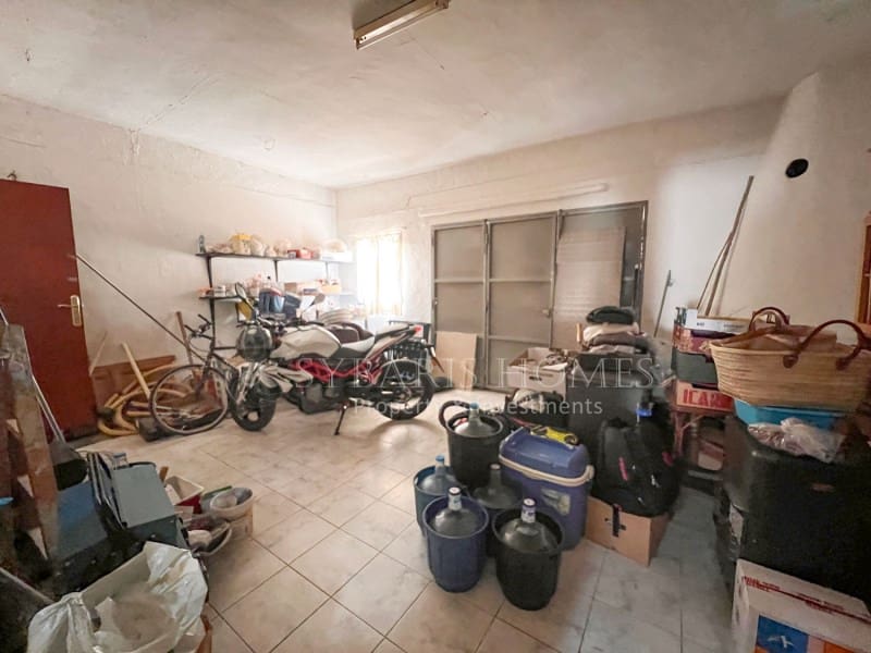 7 soveværelse Byhus til salg i Pedreguer med garage - € 212.000 (Ref: 8982633)