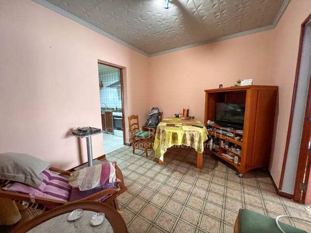 7 bedroom Townhouse for sale in Pedreguer with garage - € 212,000 (Ref: 8982633)