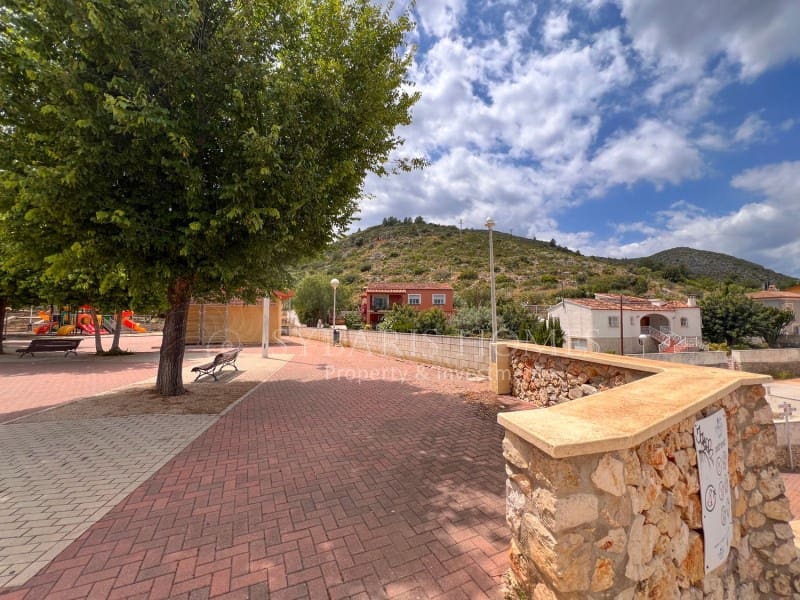 7 soveværelse Byhus til salg i Pedreguer med garage - € 212.000 (Ref: 8982633)