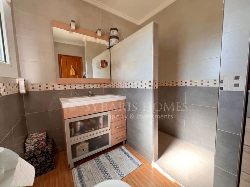 4 sovrum Villa till salu i Denia med pool garage - 490 000 € (Ref: 9003582)