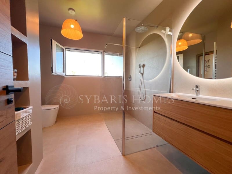 4 sypialnia Willa na sprzedaż w Denia z basenem garażem - 1 390 000 € (Ref: 9037032)