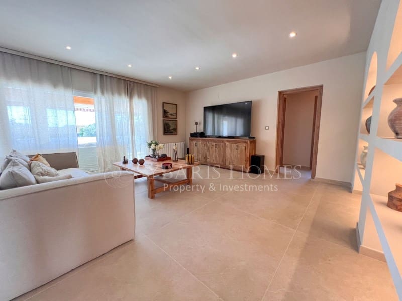 4 sypialnia Willa na sprzedaż w Denia z basenem garażem - 1 390 000 € (Ref: 9037032)