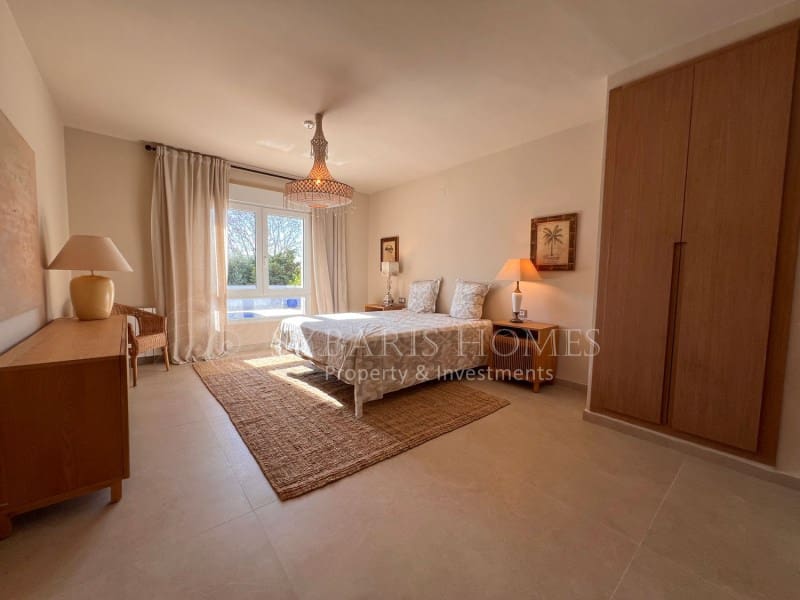 4 sypialnia Willa na sprzedaż w Denia z basenem garażem - 1 390 000 € (Ref: 9037032)